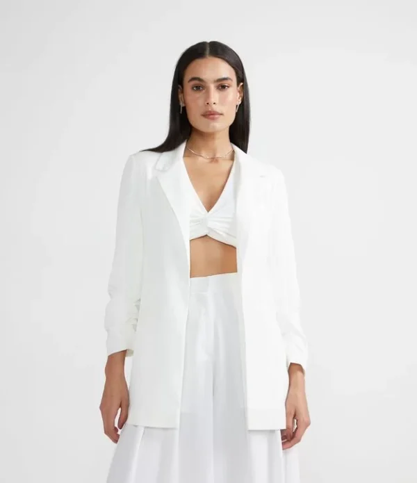 Blazer Alongado Em Crepe Com Franzidinho Na Manga